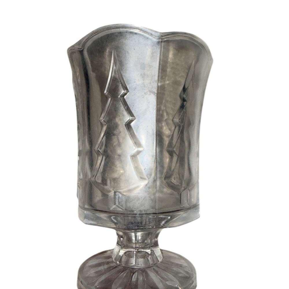 Pedestal Vase Scalloped‎ Rim Embossed Christmas Tree 6.5 in Tall pressed glass - Picture 4 of 6